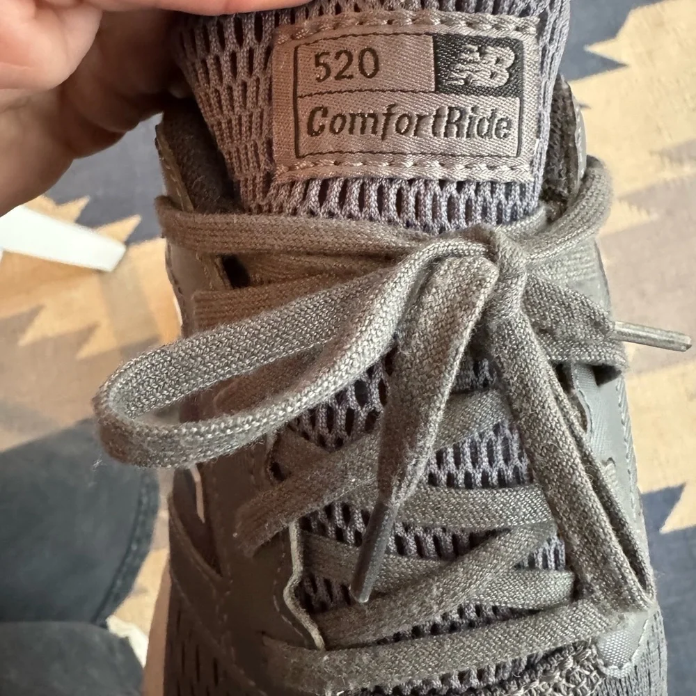 Men’s New Balance, size 9, 520 Comfort Ride - Picture 6 of 6